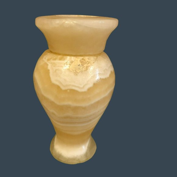 Marble Alabaster Stone Vase Beige White Handmade 3 3/4" Tall - Picture 3 of 6